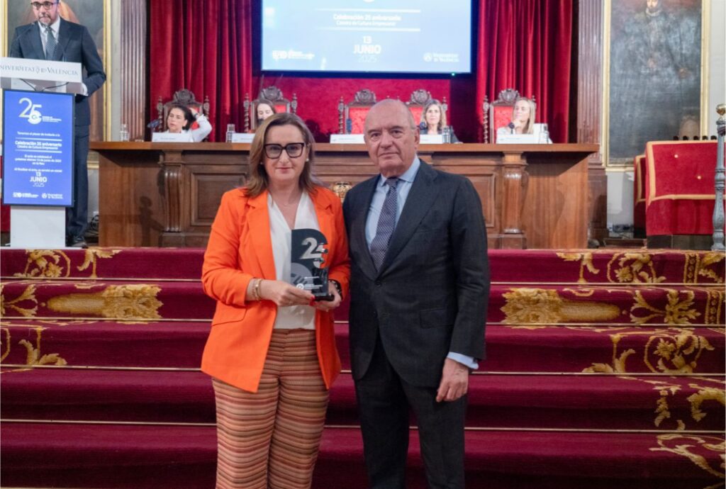 Isaval galardonada en el 25 aniversario de la Cátedra de Cultura Empresarial