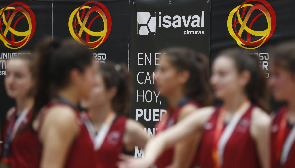 Isaval refuerza el apoyo al baloncesto femenino colaborando con el Campeonato de España Cadete