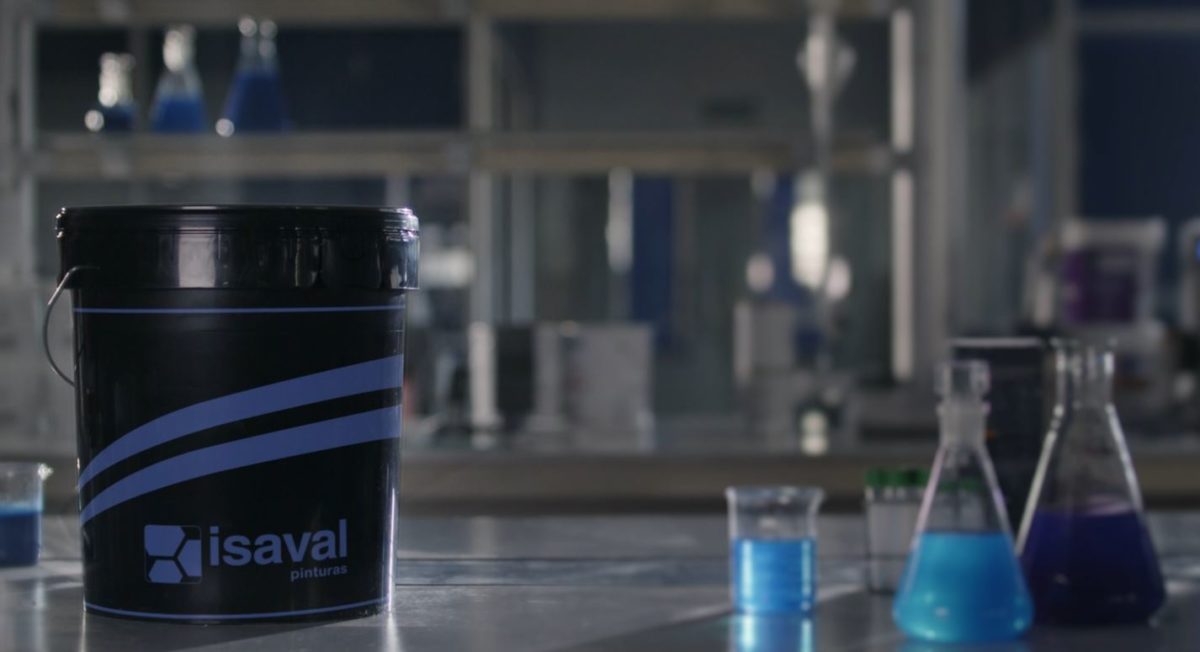 Oda al azul Pinturas isaval linea maratón