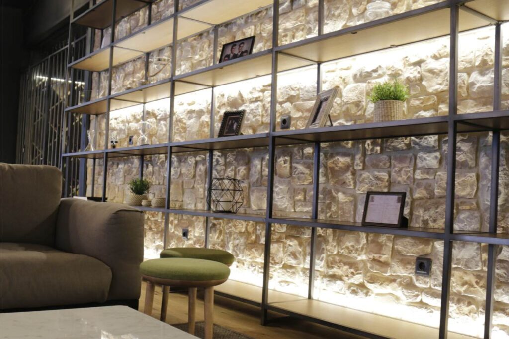 Estuco Travertino y Pátina Travertino: estética marmórea y rendimiento profesional