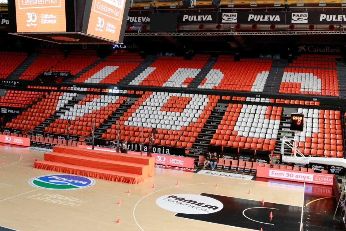 Presentación de la reforma de pabellón de La Fonteta.