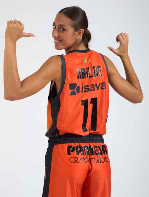 Tamara Abalde - Valencia Basket Femenino - Patrocinado por Pinturas Isaval.