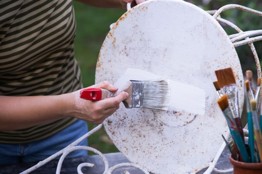 Aplicar el esmalte directamente sobre soporte