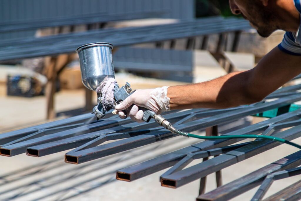 Cómo elegir el esmalte según superficie y exposición