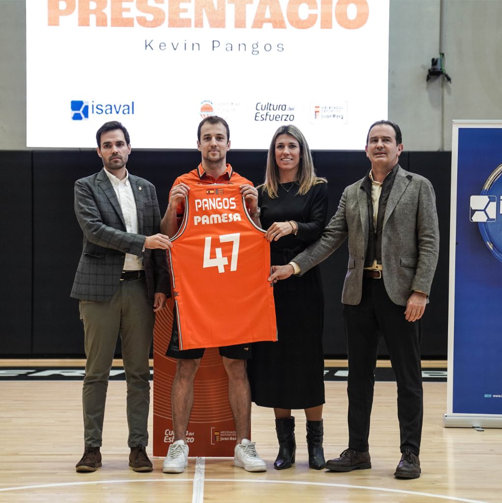 Valencia Basket e Isaval presentan a Kevin Pangos como nuevo jugador taronja