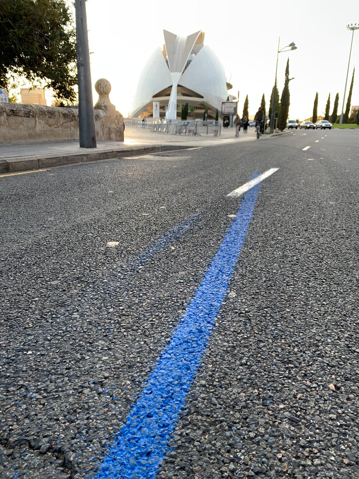 Línea maratón Valencia pintada por isaval