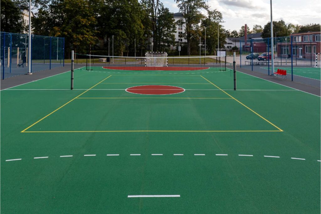 Pintar suelo instalaciones deportivas