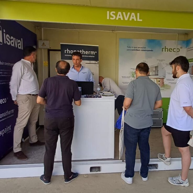 Isaval participa en Rehabilitaverde 2025, la feria de referencia en rehabilitación sostenible y eficiencia energética en Sevilla