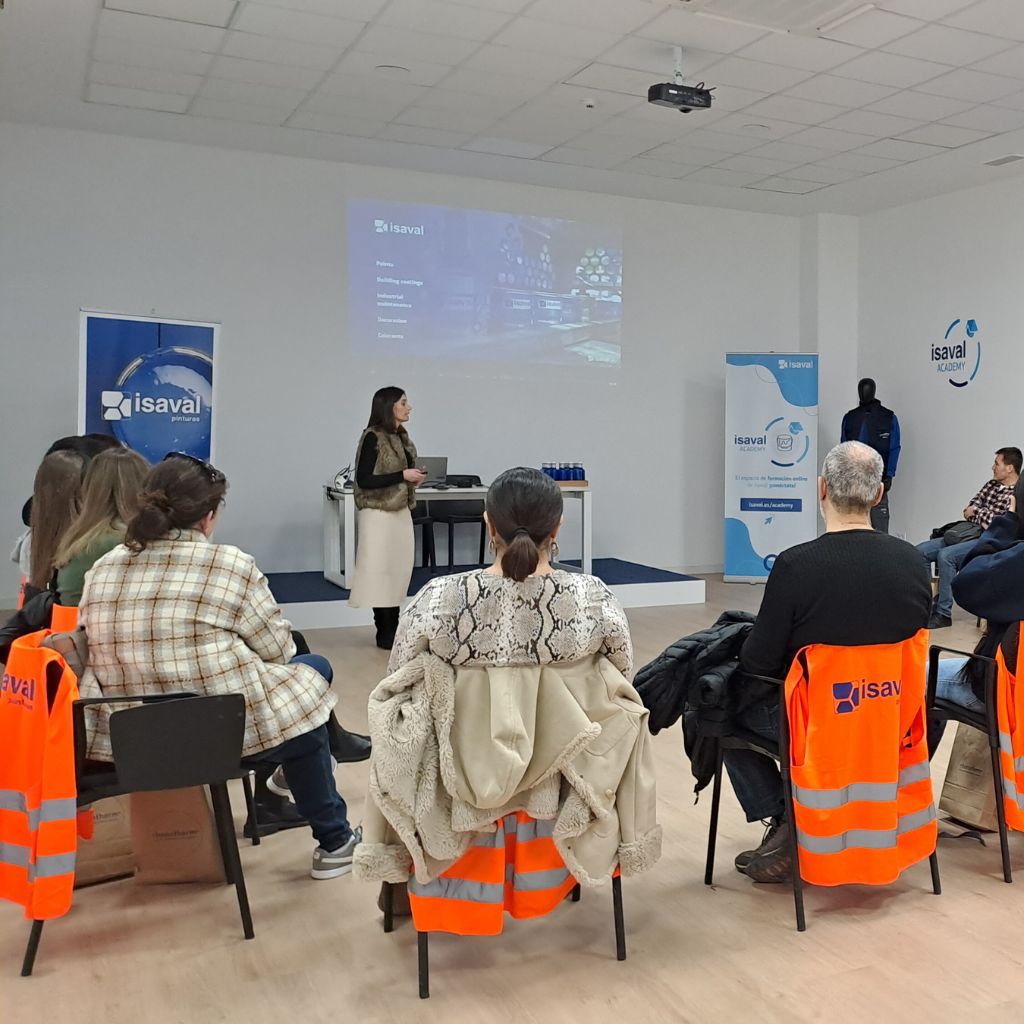 Visita del alumnado del curso de Mecatrónica Industrial del IES Gonzalo Anaya a Isaval